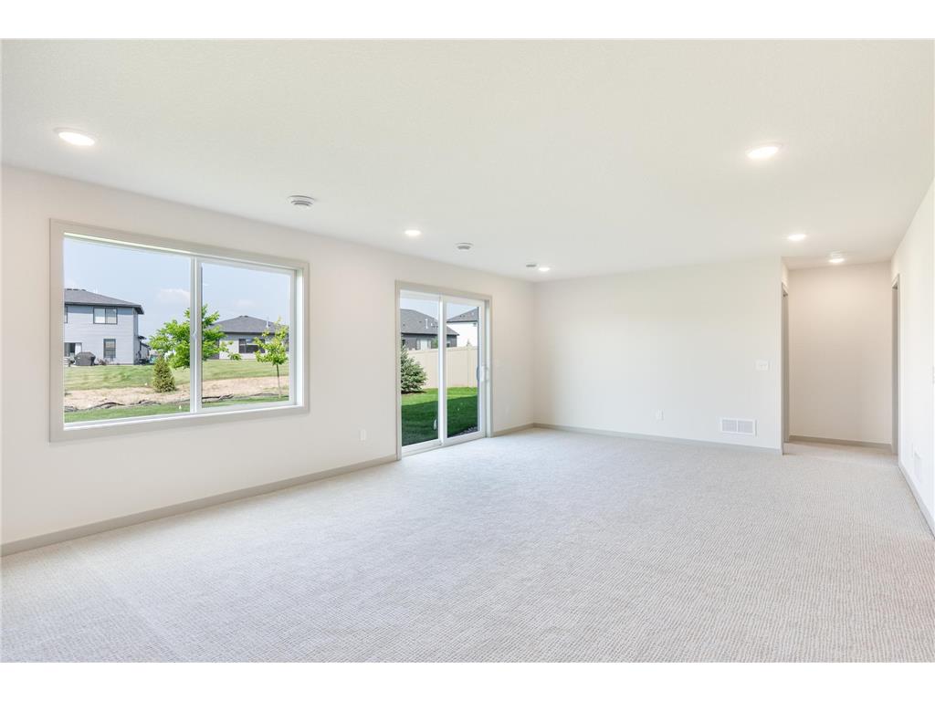 5036 Airlake Draw Woodbury MN 55129 7065069 image40