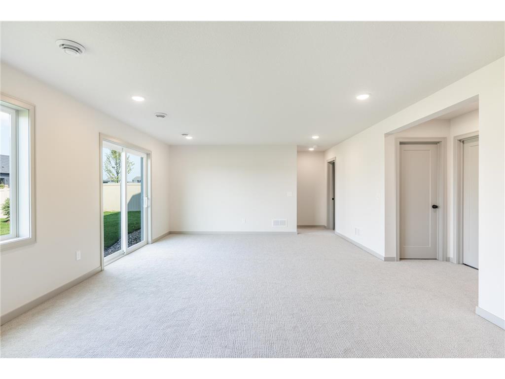 5036 Airlake Draw Woodbury MN 55129 7065069 image41