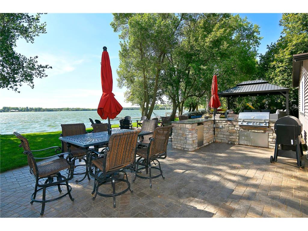 5036 Cannon Lake Trail, Faribault, MN, 55021 MLS 6429322 Edina Realty