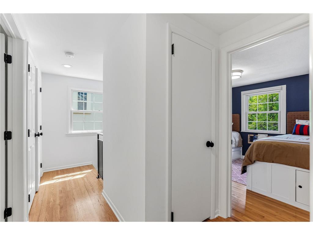 5036 Russell Avenue S Minneapolis MN 55410 7075934 image22