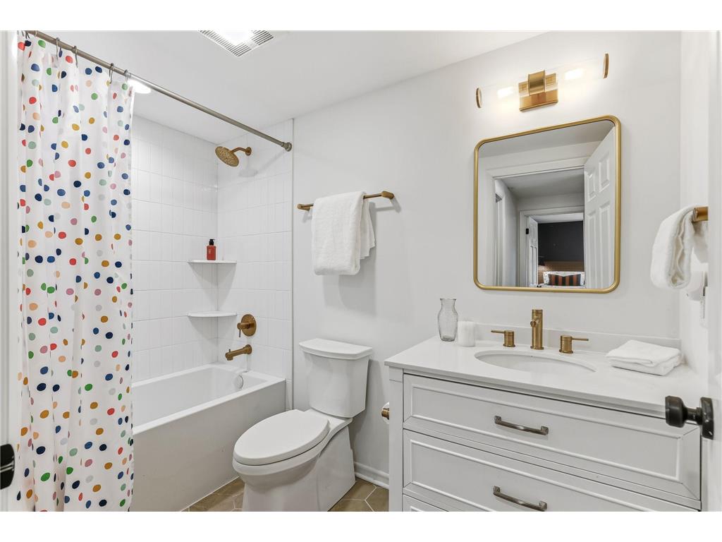 5036 Russell Avenue S Minneapolis MN 55410 7075934 image26