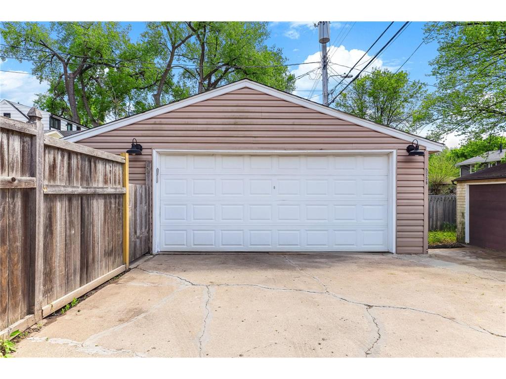 5036 Russell Avenue S Minneapolis MN 55410 7075934 image44