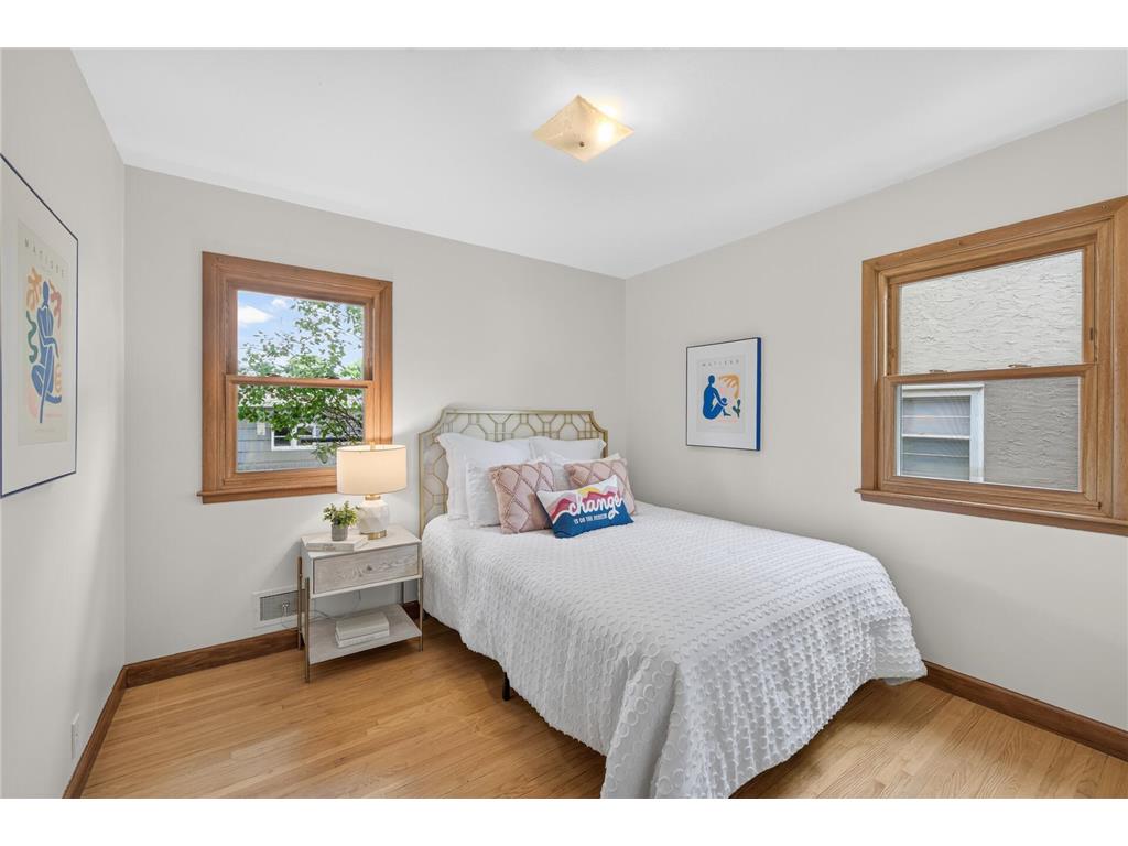 5037 Upton Avenue N Minneapolis MN 55430 7087666 image18