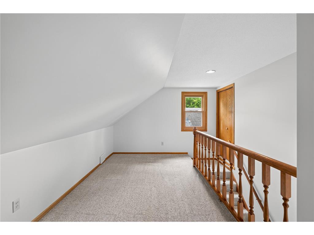 5037 Upton Avenue N Minneapolis MN 55430 7087666 image22