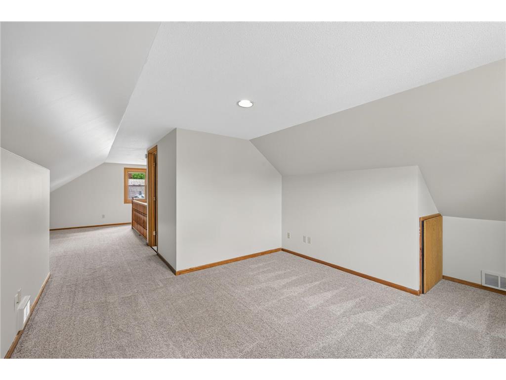 5037 Upton Avenue N Minneapolis MN 55430 7087666 image26