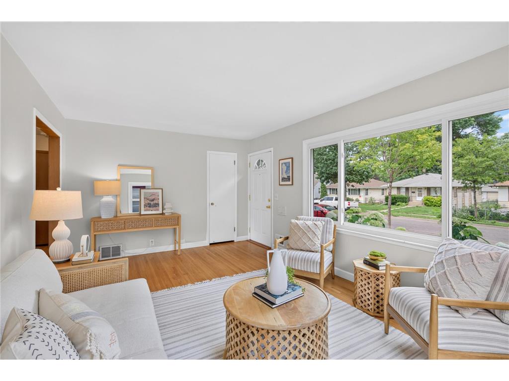 5037 Upton Avenue N Minneapolis MN 55430 7087666 image6