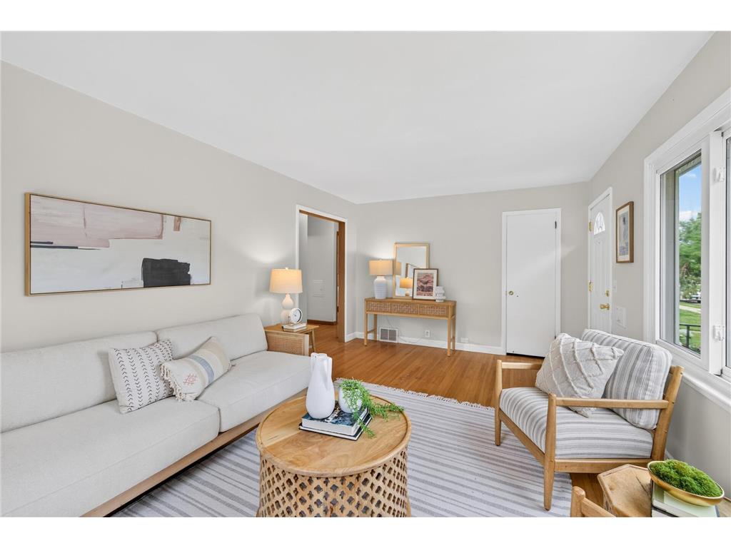 5037 Upton Avenue N Minneapolis MN 55430 7087666 image7