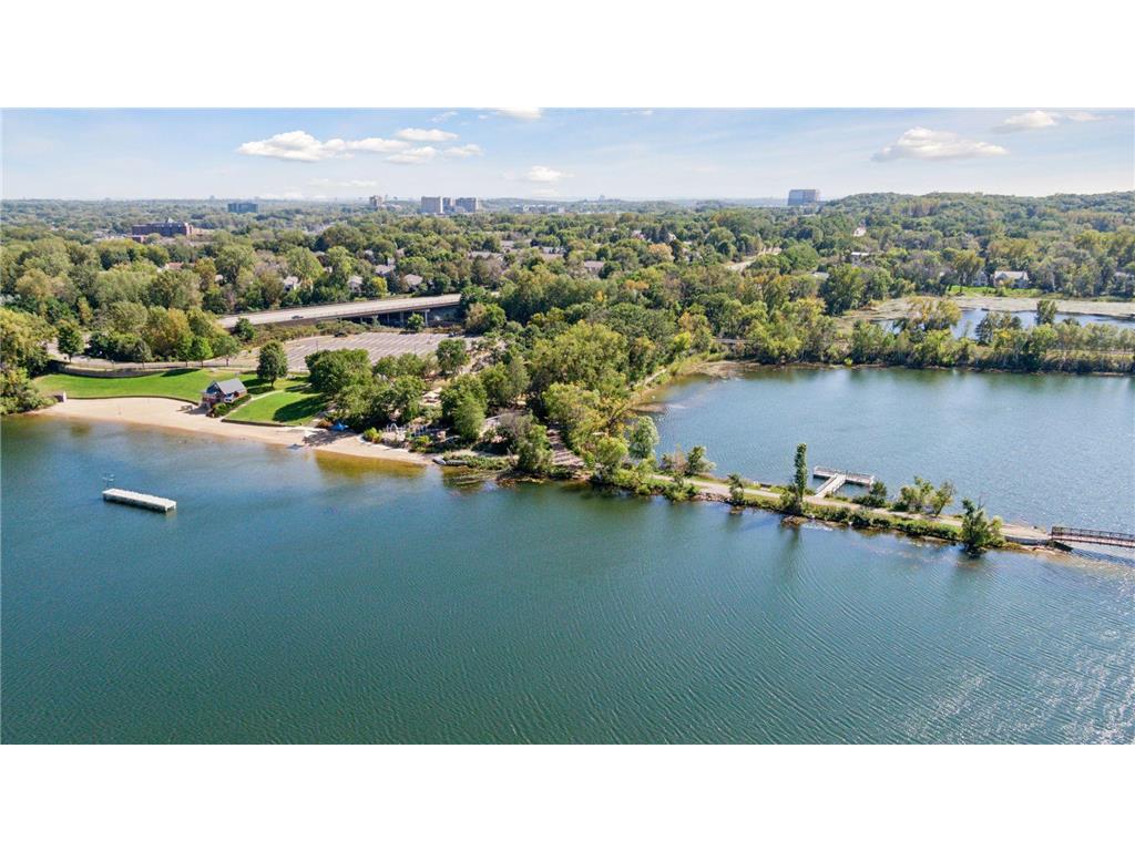 5038 Dominick Spur Minnetonka MN 55343 6671958 image8