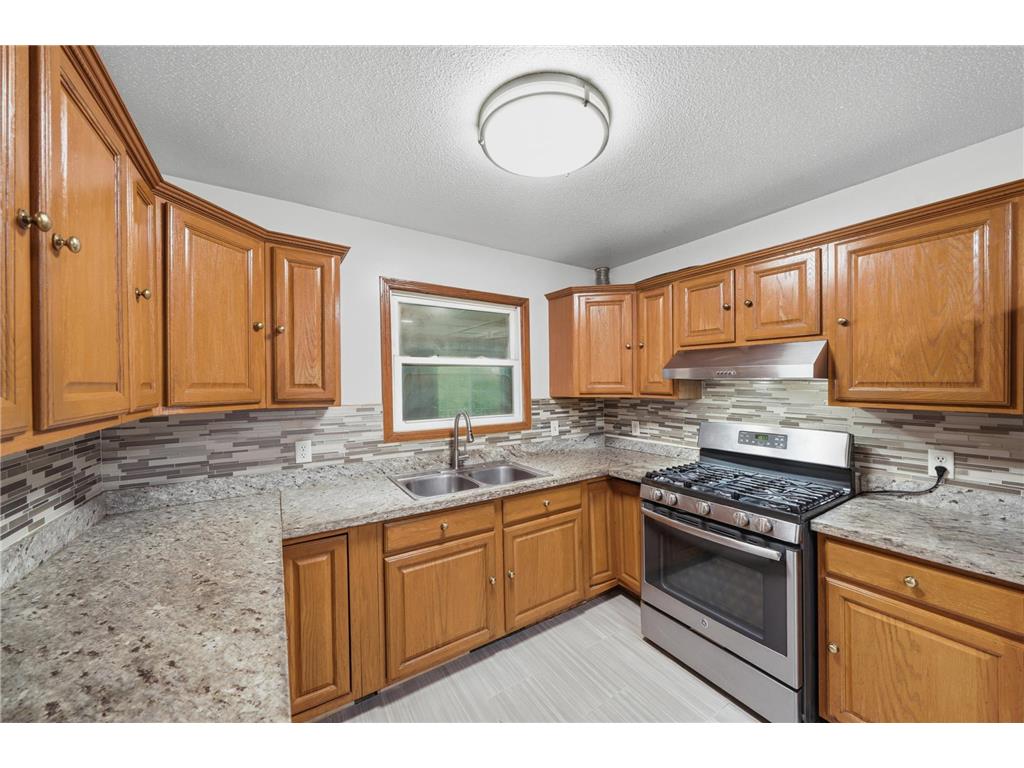 5038 N 4th Street Minneapolis MN 55430 7068339 image17