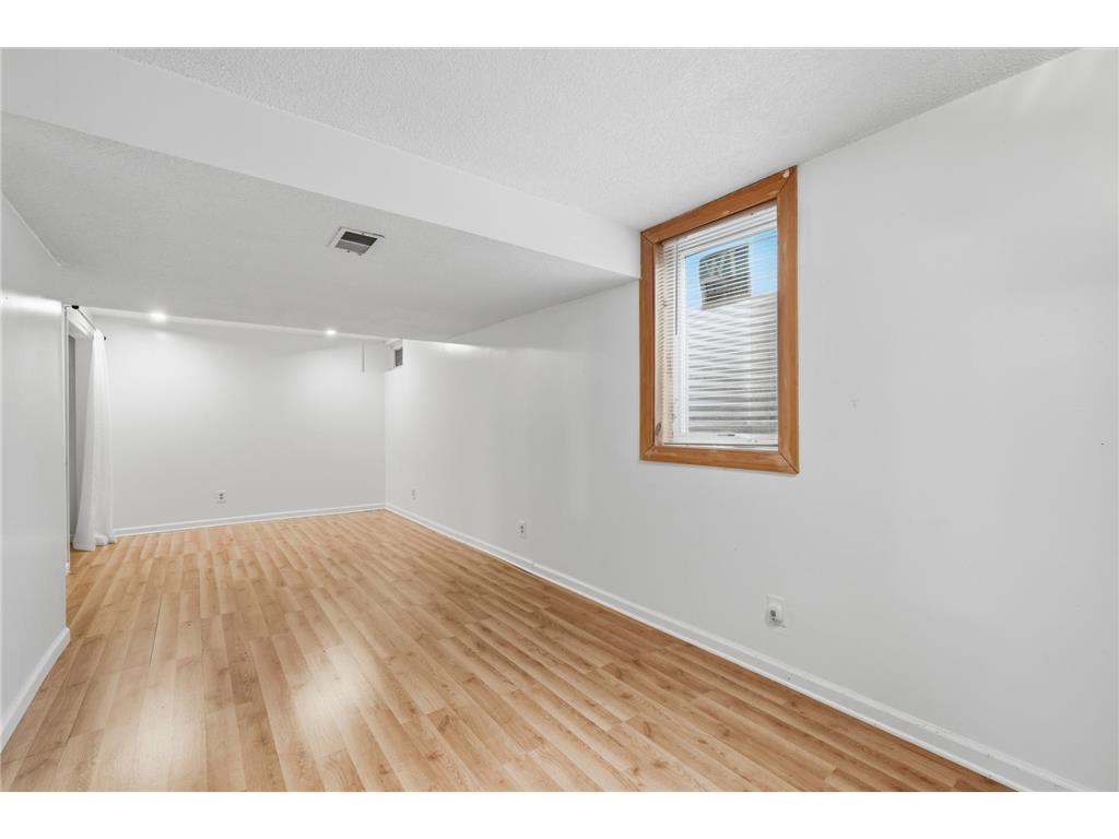 5038 N 4th Street Minneapolis MN 55430 7068339 image26