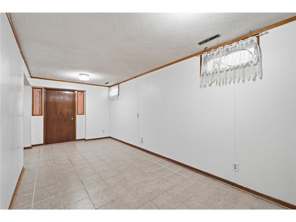 5038 N 4th Street Minneapolis MN 55430 7068339 image32