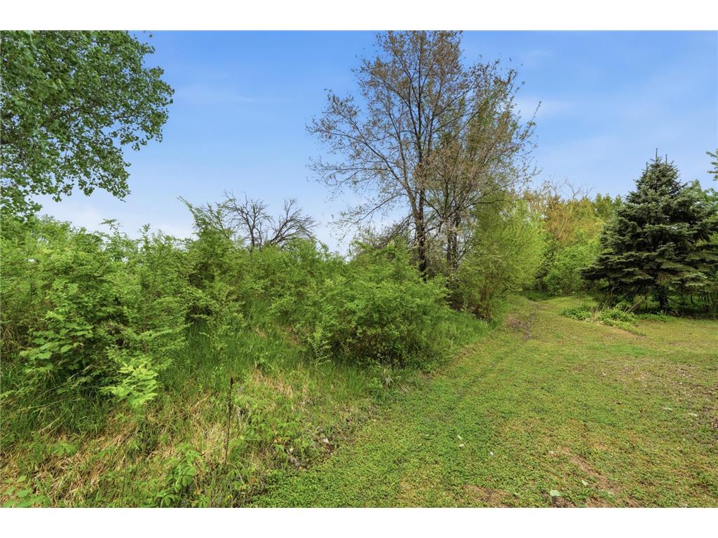 5038 N 4th Street Minneapolis MN 55430 7068339 image38
