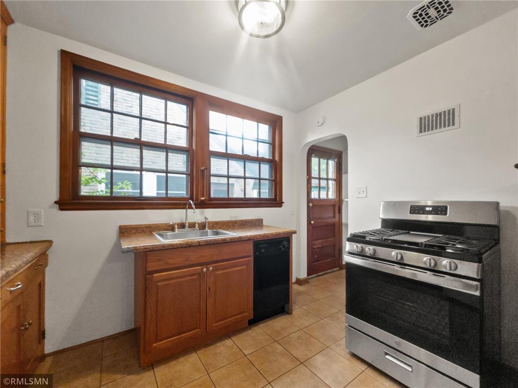 5038 Nicollet Avenue Minneapolis MN 55419 7104971 image16
