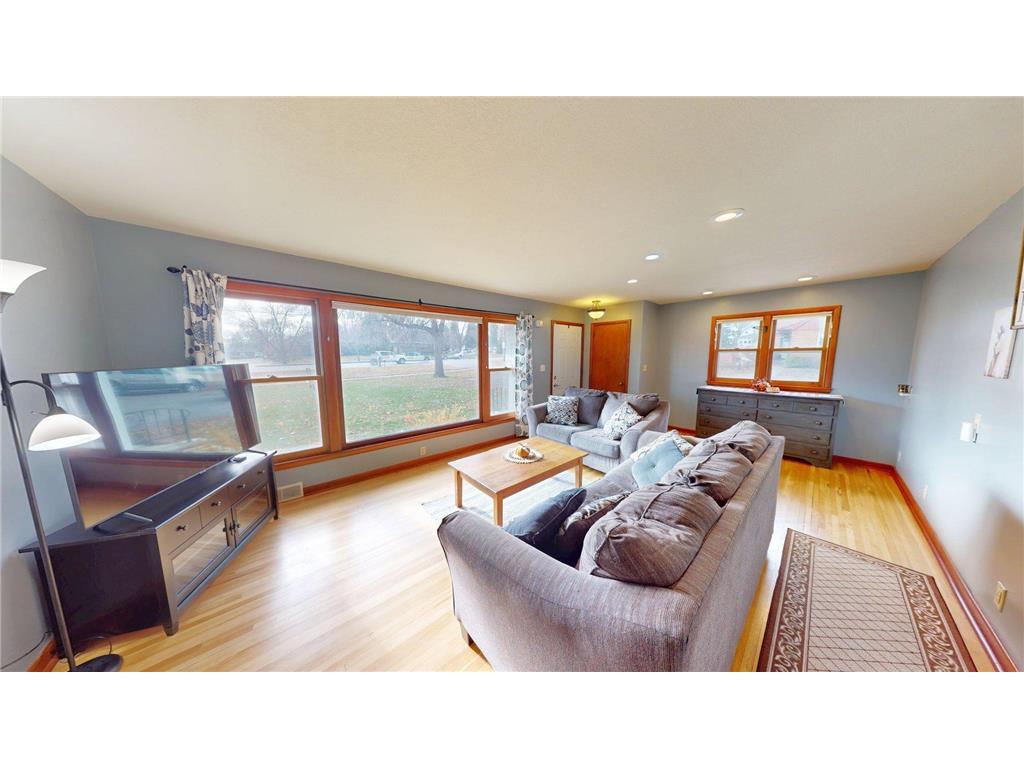 504 19th Avenue SW Willmar MN 56201 6816144 image6