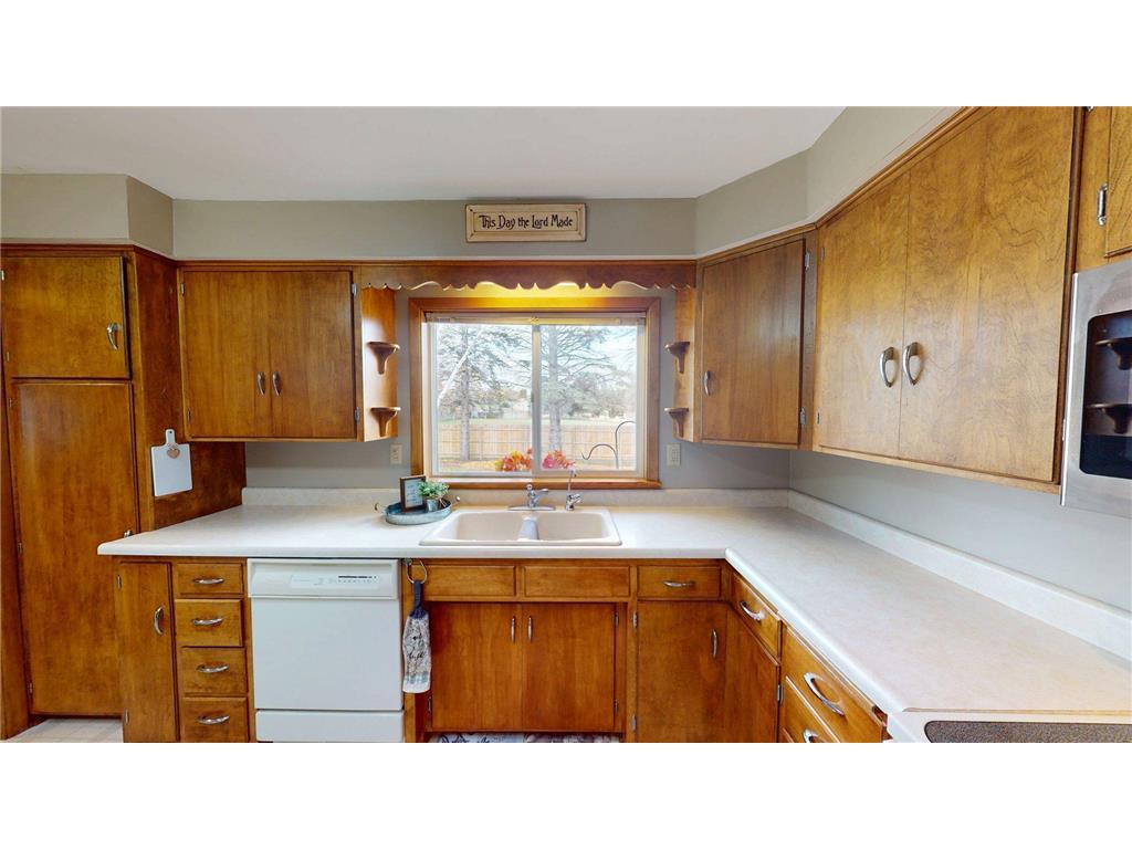 504 19th Avenue SW Willmar MN 56201 6816144 image8