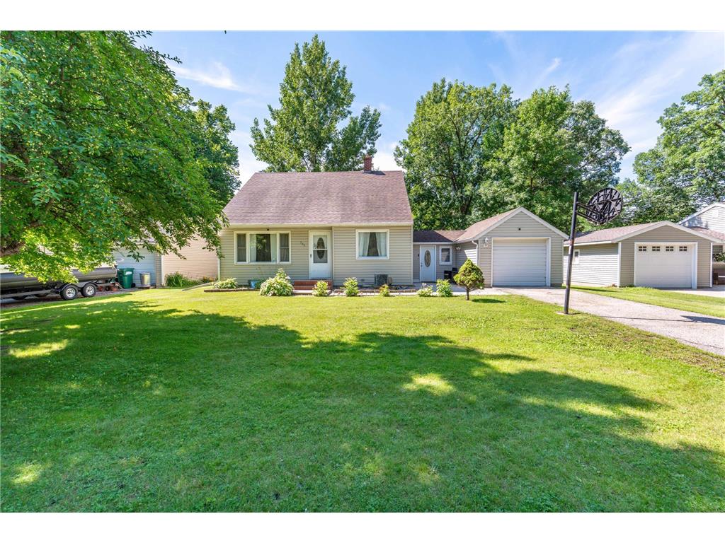 504 1st Avenue SE Pelican Rapids MN 56572 7108836 image1