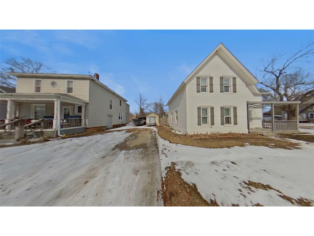 504 1st Street NW Faribault MN 55021 7035190 image24