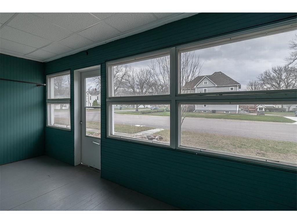 504 2nd Street SW Madelia MN 56062 7078045 image2