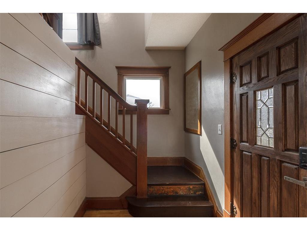 504 2nd Street SW Madelia MN 56062 7078045 image3