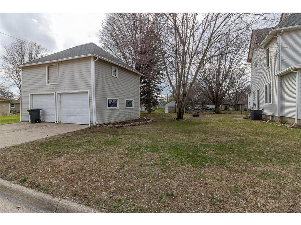 504 2nd Street SW Madelia MN 56062 7078045 image34