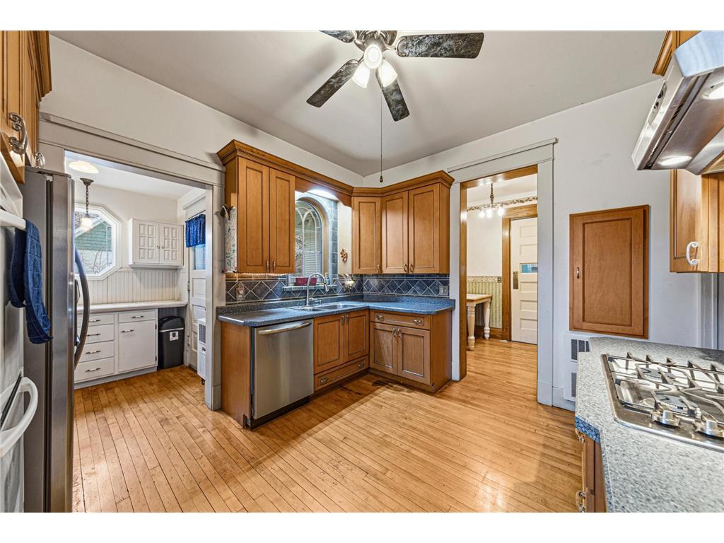 504 7th Street NW Faribault MN 55021 7046739 image48