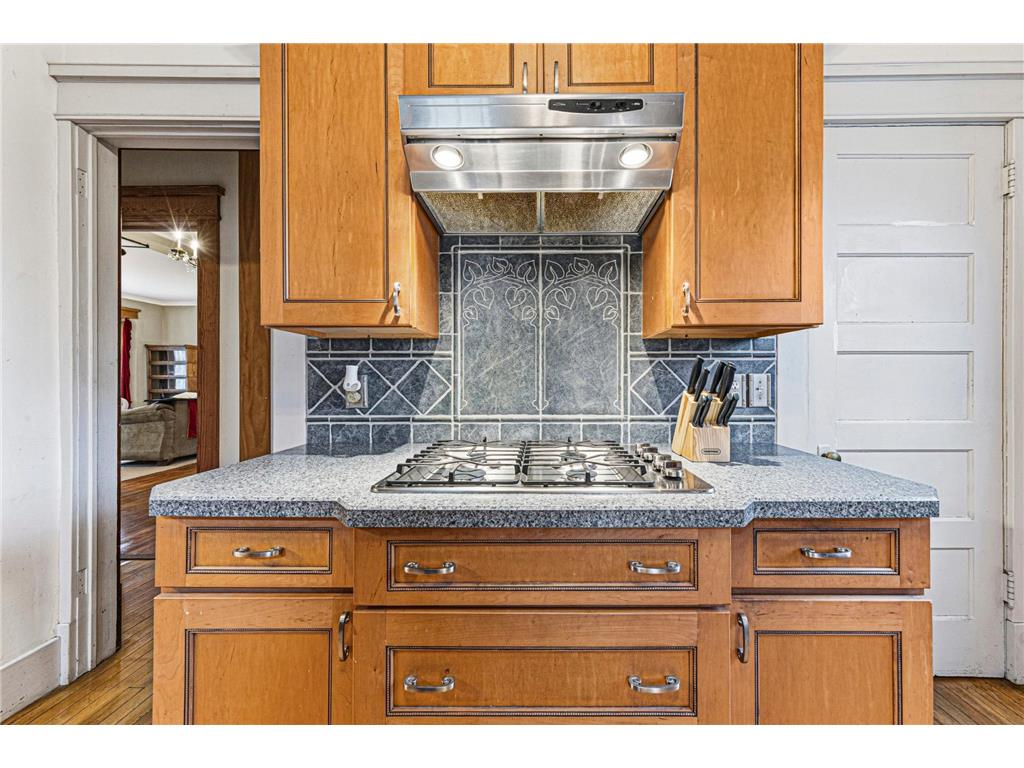 504 7th Street NW Faribault MN 55021 7046739 image51