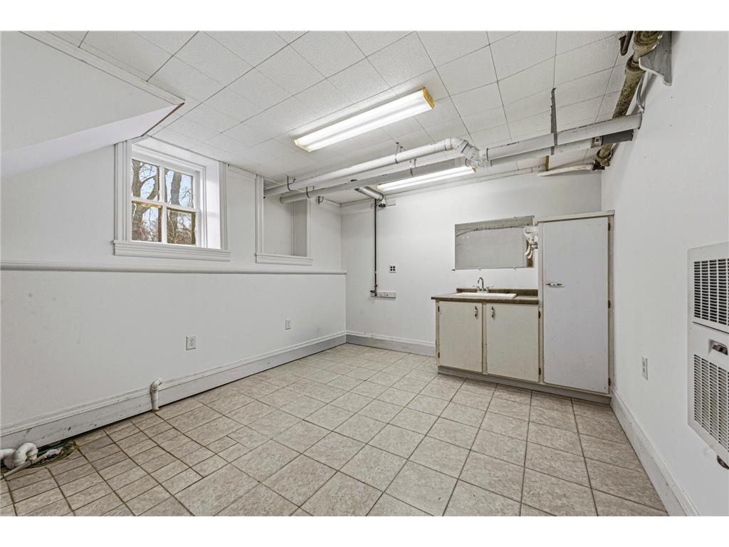 504 7th Street NW Faribault MN 55021 7046739 image72