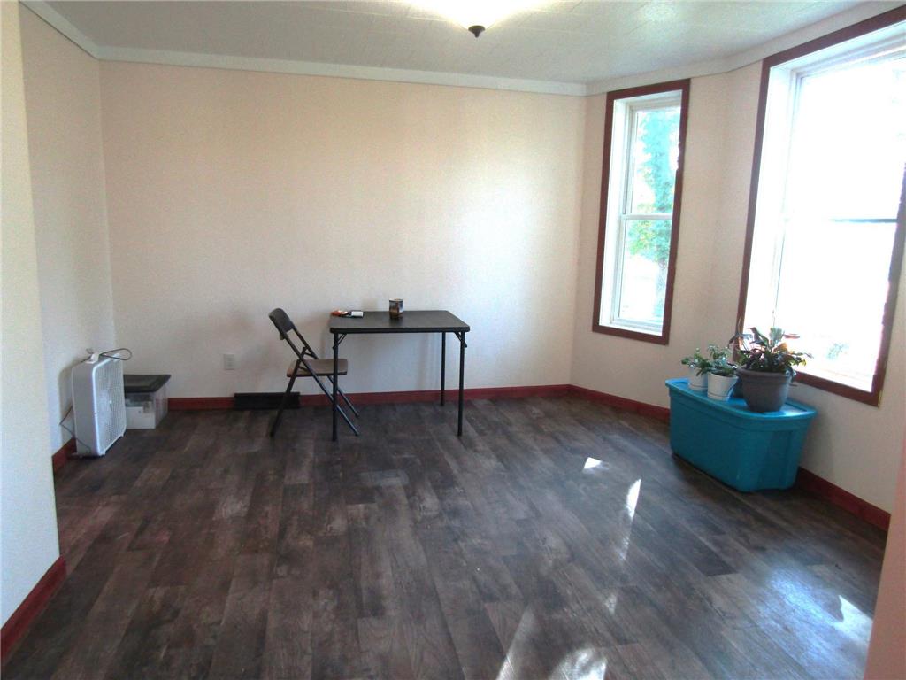 504 9th Avenue Madison MN 56256 6794947 image10