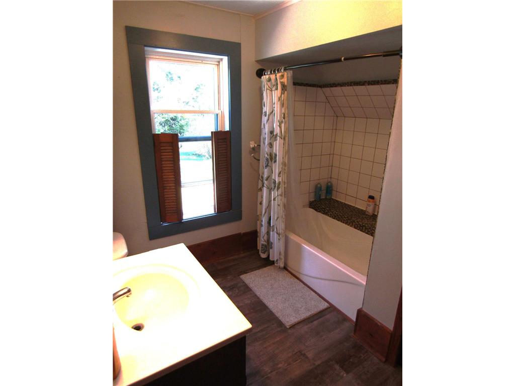 504 9th Avenue Madison MN 56256 6794947 image21