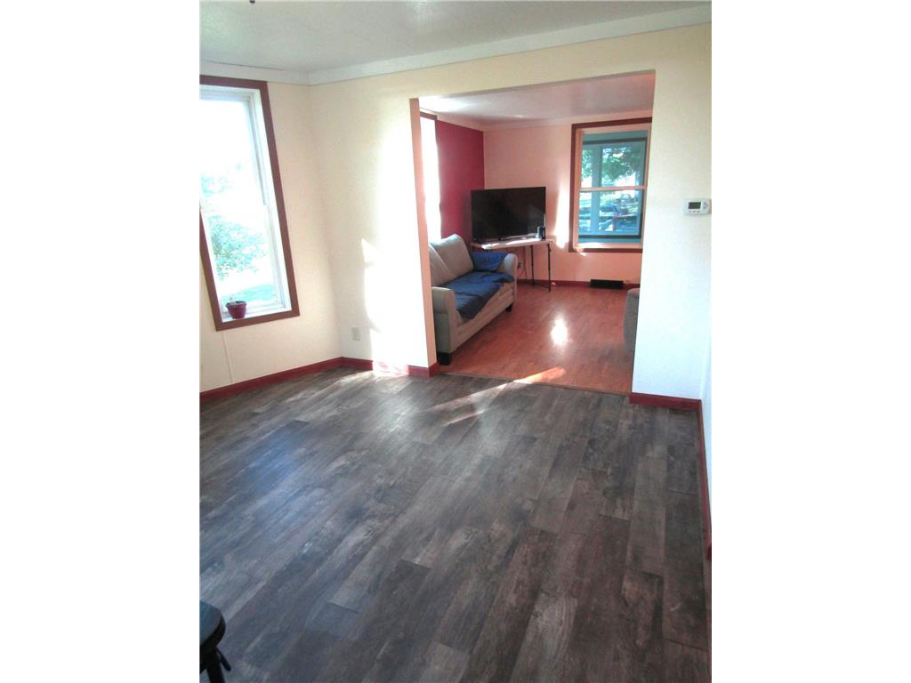 504 9th Avenue Madison MN 56256 6794947 image8