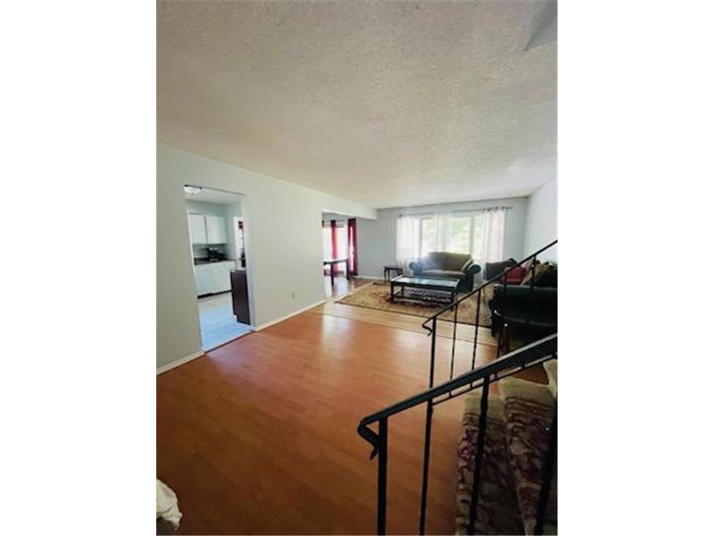504 Crestview Drive S Maplewood MN 55119 7010428 image3
