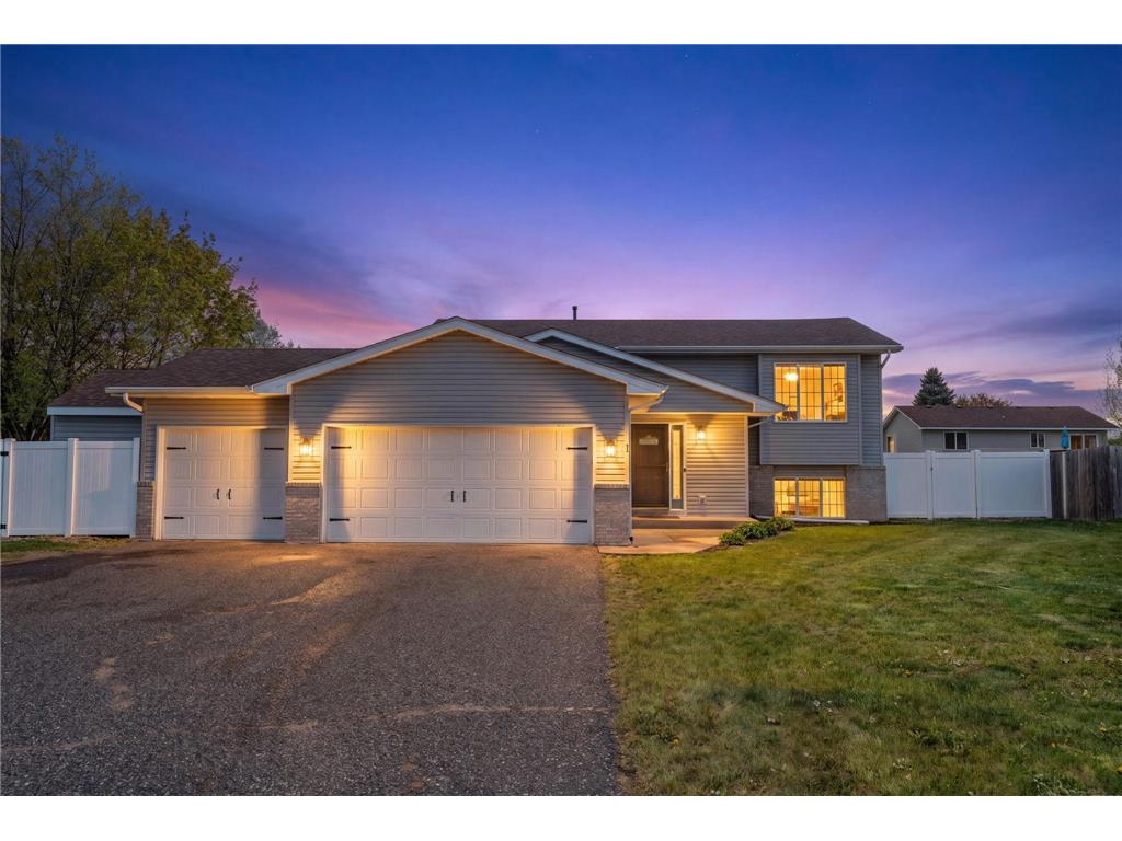 504 Dogwood Street SW Isanti MN 55040 7070531 image1