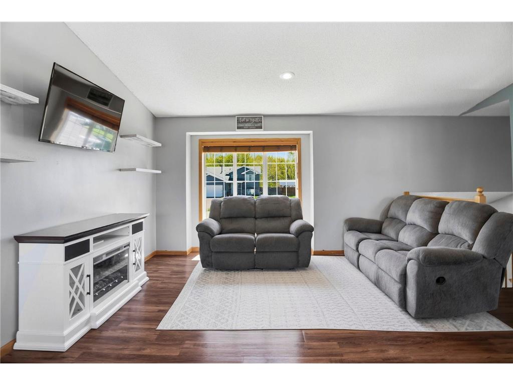 504 Dogwood Street SW Isanti MN 55040 7070531 image3