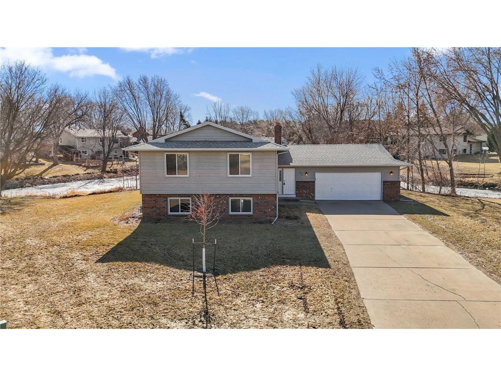 504 Elaine Avenue Shoreview MN 55126 6674707 image1