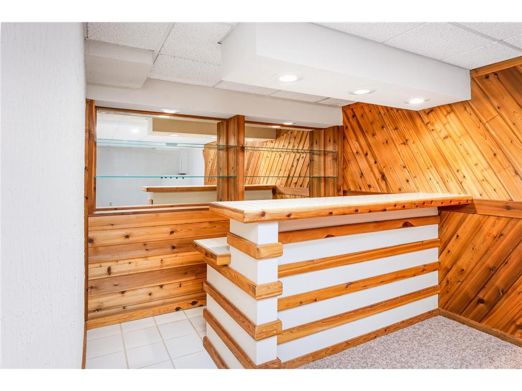 504 Madison Avenue Duluth MN 55811 7078007 image30