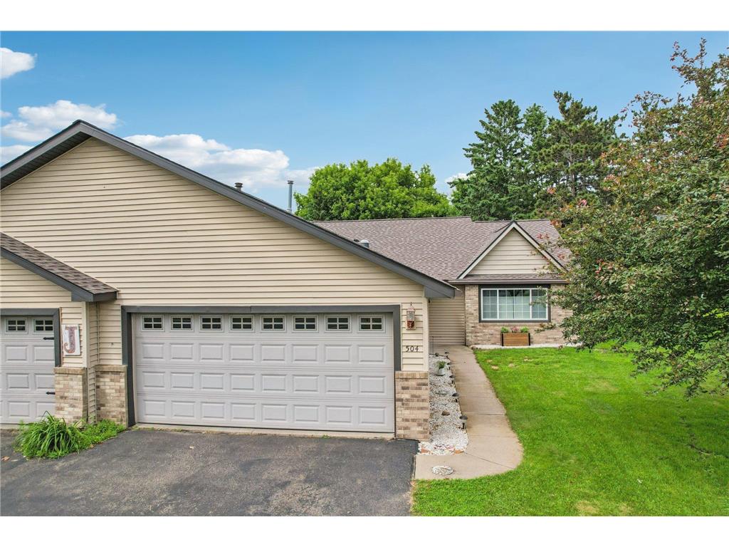 504 Meadows Drive Hammond WI 54015 6745727 image1