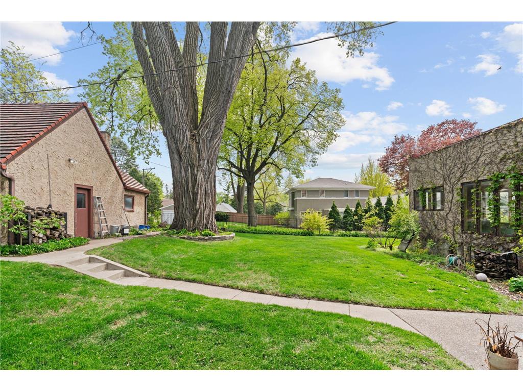 504 Mississippi River Boulevard S Saint Paul MN 55116 7011682 image14