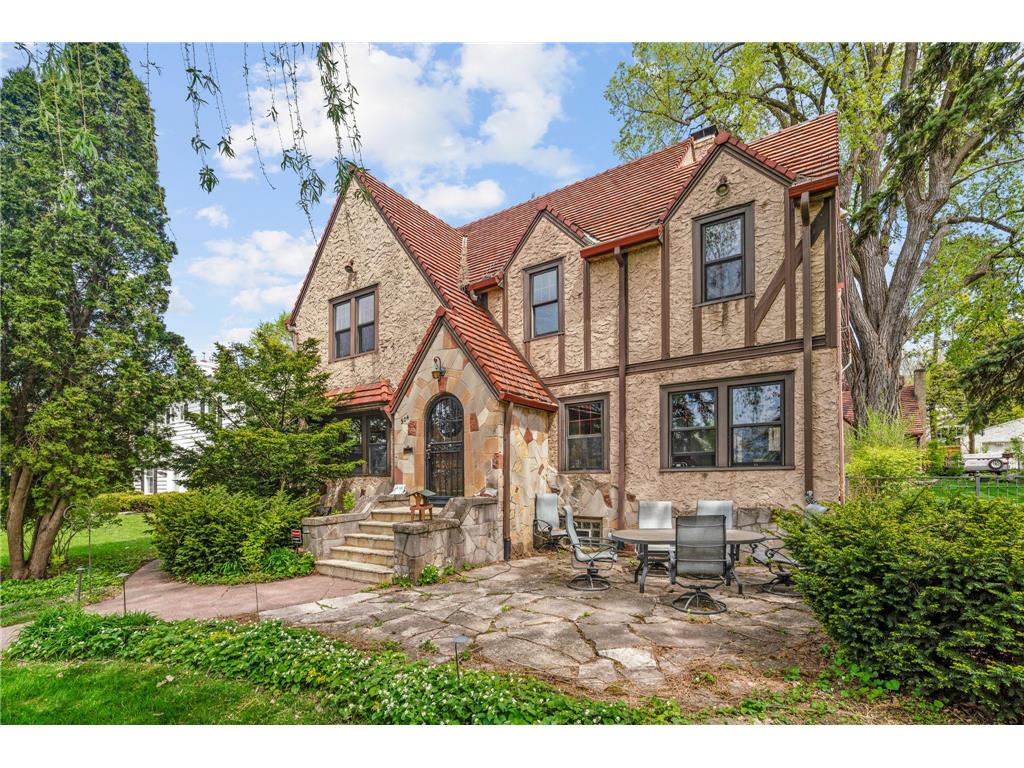 504 Mississippi River Boulevard S Saint Paul MN 55116 7011682 image2