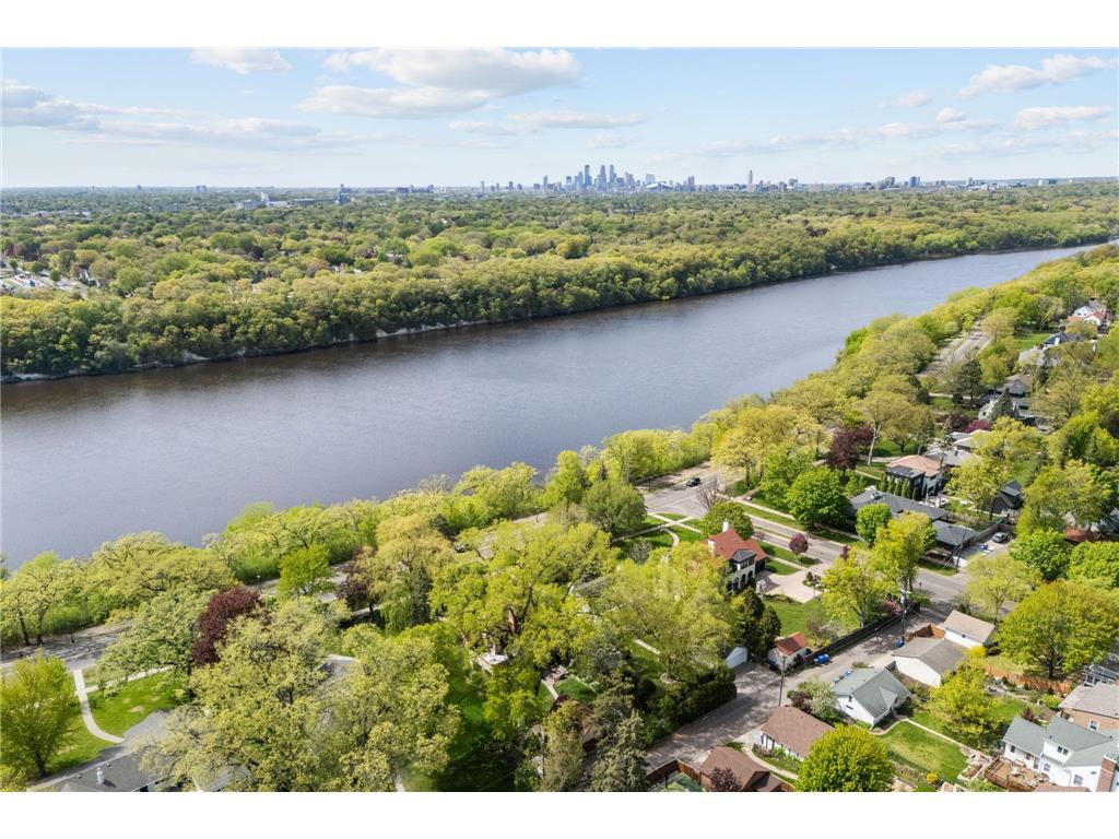 504 Mississippi River Boulevard S Saint Paul MN 55116 7011682 image27