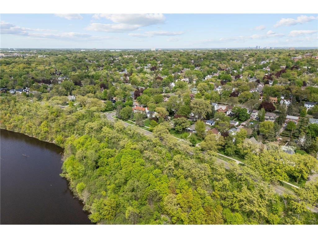 504 Mississippi River Boulevard S Saint Paul MN 55116 7011682 image30