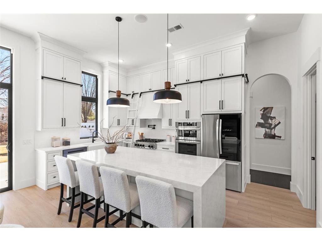 504 N Maple Street Chaska MN 55318 6812546 image16