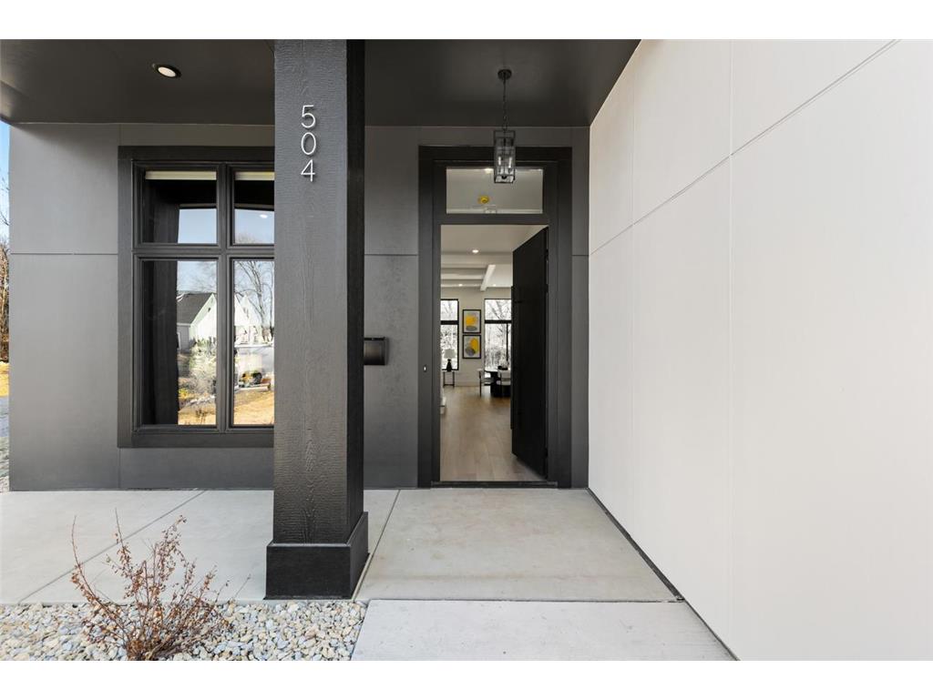 504 N Maple Street Chaska MN 55318 6812546 image2