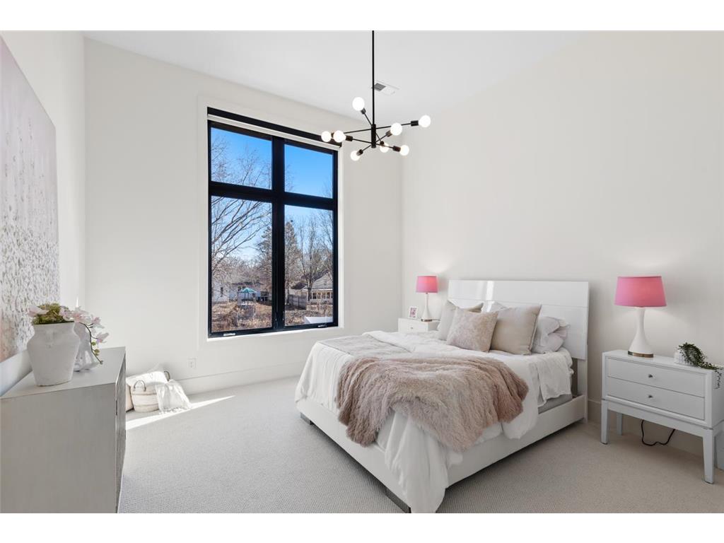 504 N Maple Street Chaska MN 55318 6812546 image28