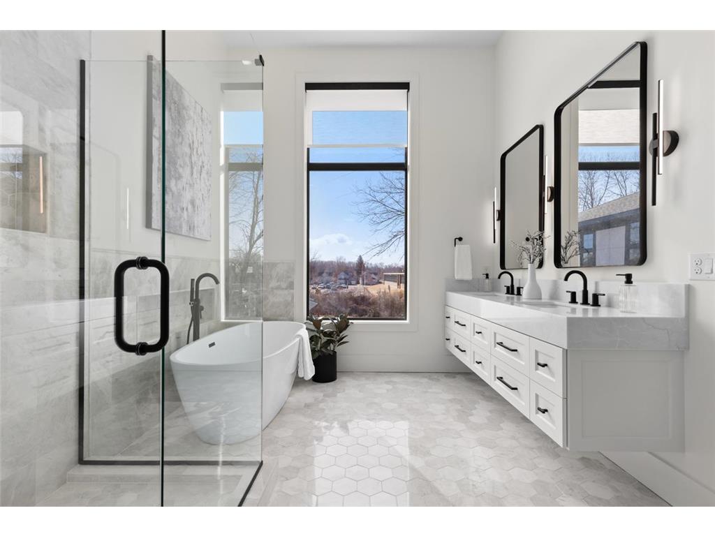 504 N Maple Street Chaska MN 55318 6812546 image32