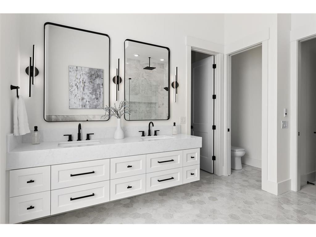 504 N Maple Street Chaska MN 55318 6812546 image34