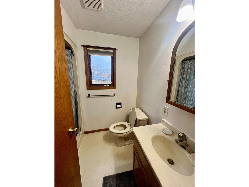 504 Phipps Avenue Rice Lake WI 54868 7045732 image15