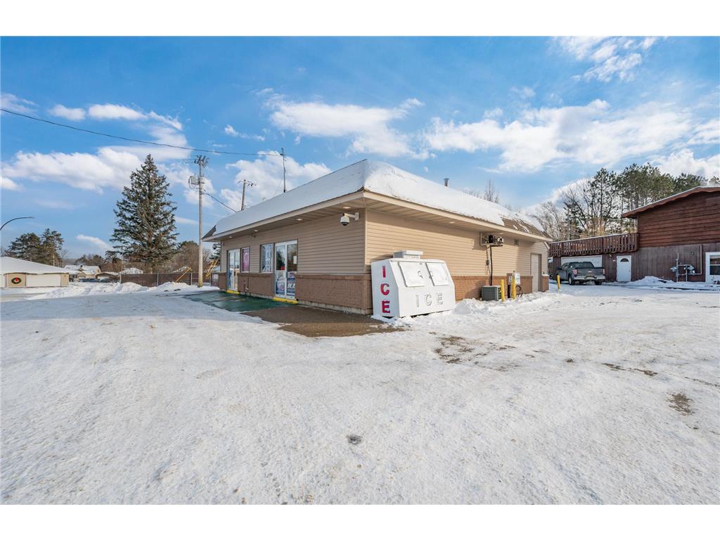 504 Powell Avenue Coleraine MN 55722 7004495 image4