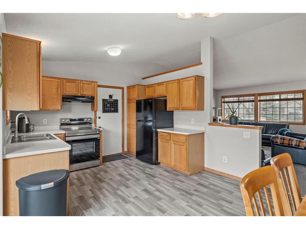 504 S Maple Street Belle Plaine MN 56011 6820267 image12