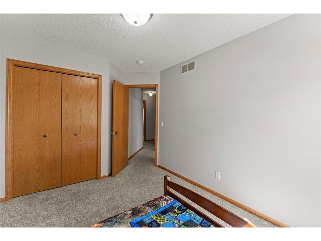 504 S Maple Street Belle Plaine MN 56011 7095375 image20