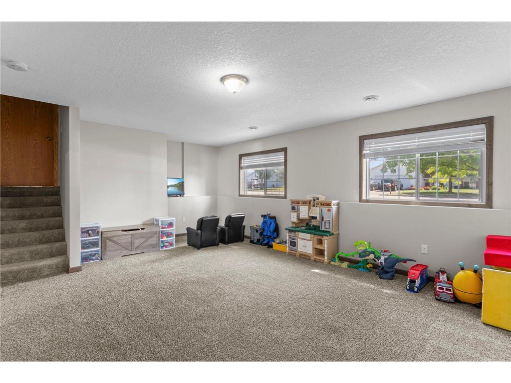 504 S Maple Street Belle Plaine MN 56011 7095375 image23